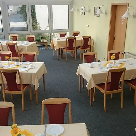 Zur Muhle Hotel 3*